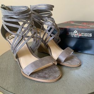 Fergalious Taupe Leather Wedge Sandals. Size 10